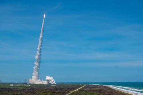 ماهواره ردیابی موشك نظامی آمریكا به فضا رفت