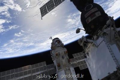 گرفتگی عصب گردن یک فضانورد راهپیمایی فضایی را لغو نمود