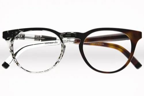 عینکی که فوکوس لنز آن خودکار تغییر می کند